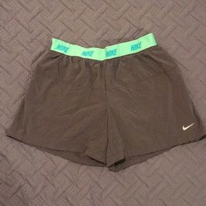 Nike Women’s Flex 2-in-1 Training Shorts